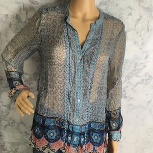 "Lucky Brand Sheer Blouse: Size Medium. Effortless Style in Airy Elegance!"